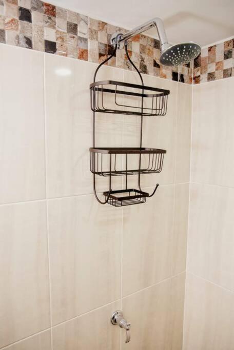 Linda Vista Y Excelente Ubicación Apartamento